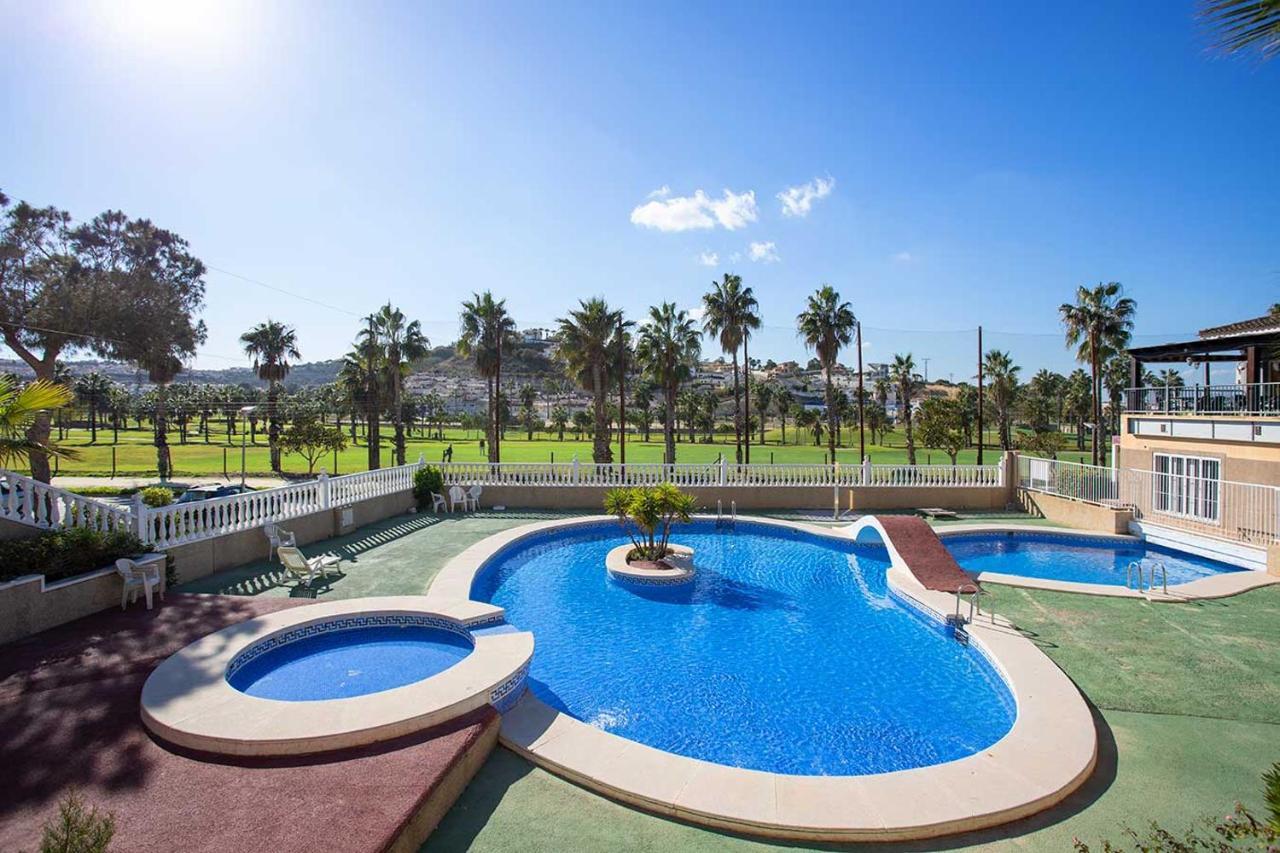 Ch Zeus La Marquesa Golf Apartment โรฮาเลส ภายนอก รูปภาพ